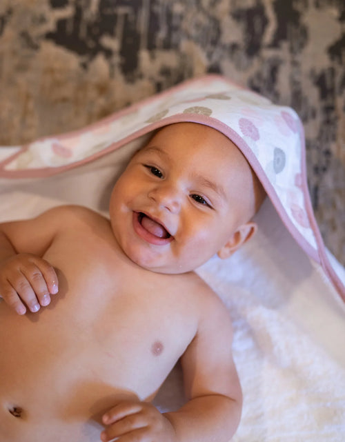 Load image into Gallery viewer, Baby Hooded Towel Bath Set, Muslin Printed Hood, Pack of 2, Pink Shells

